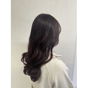 ツヤと可愛さのある大人ボルドー！