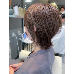 白髪ぼかし細めハイライト30代40代50代【藤沢　藤沢駅】 - STELLA by KENJE【ステラバイケンジ】掲載中