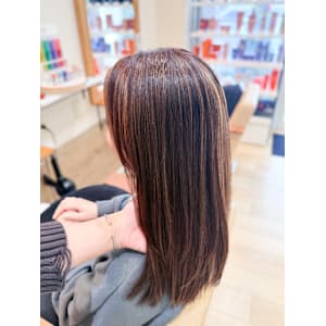 白髪ぼかし細めハイライト30代40代50代【藤沢　藤沢駅】 - STELLA by KENJE【ステラバイケンジ】掲載中