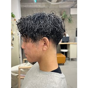 定番！大人のショートツイストスパイラル