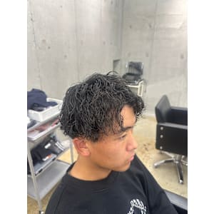 メンズカットスパイラルパーマ赤羽 - agir hair 赤羽【アジールヘア】赤羽駅南口店【アジールヘア アカバネ アカバネエキミナミグチテン】掲載中