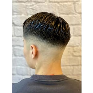 フェードスタイル - 銀座マツナガ 新宿野村ビル店【ギンザマツナガ シンジュクノムラビルテン】掲載中