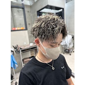 Alma four×スタイル - Alma four【アルマフォー】掲載中