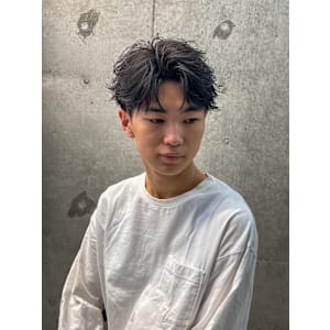 Alma four×スタイル - Alma four【アルマフォー】掲載中