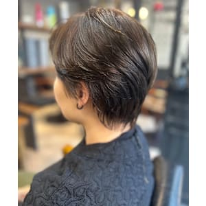 ショート - Levi 神楽坂【レヴィ カグラザカ】掲載中