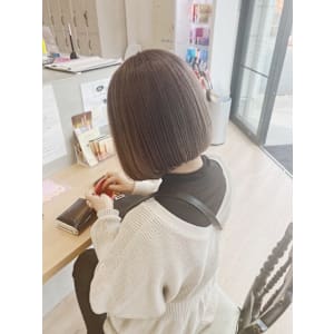 30代40代ミセスボブ/髪質改善ボブ/透明感ペールベージュ