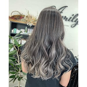 Motoki‘s Style - Amily hair salon ひたち野うしく店【アミリーヘアーサロン ヒタチノウシクテン】掲載中