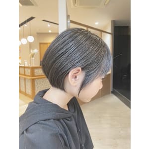 小中学生ショートカット/ひし形ショート/耳かけショートキッズ