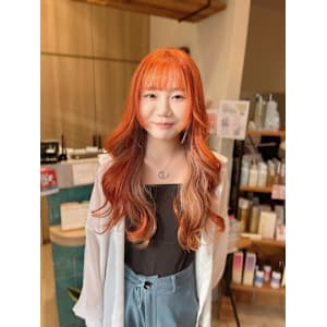 ハイトーンカラー　レイヤーカット - STELLA by KENJE【ステラバイケンジ】掲載中