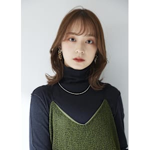 韓国風くびれミディ