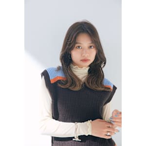 レイヤーカット/フェイスレイヤー/くびれヘア - etre by comme Matisse恵比寿駅前店/髪質改善/縮毛矯正/トリートメント【エトル】【エトル バイ コムマティス エビスエキカミシツカイゼンシュウモウキョウセイカラートリートメント】掲載中