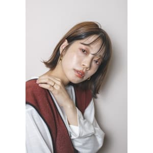 大人の立体感ハイトーン - etre by comme Matisse恵比寿駅前店/髪質改善/縮毛矯正/トリートメント【エトル】【エトル バイ コムマティス エビスエキカミシツカイゼンシュウモウキョウセイカラートリートメント】掲載中