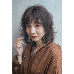 クセを生かしたナチュラルウエーブ - etre by comme Matisse恵比寿駅前店/髪質改善/縮毛矯正/トリートメント【エトル】【エトル バイ コムマティス エビスエキカミシツカイゼンシュウモウキョウセイカラートリートメント】掲載中