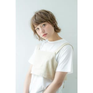 ネオウルフ - etre by comme Matisse恵比寿駅前店/髪質改善/縮毛矯正/トリートメント【エトル】【エトル バイ コムマティス エビスエキカミシツカイゼンシュウモウキョウセイカラートリートメント】掲載中