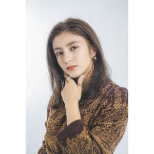 バングなしのミディアムレイヤー - etre by comme Matisse恵比寿駅前店/髪質改善/縮毛矯正/トリートメント【エトル】【エトル バイ コムマティス エビスエキカミシツカイゼンシュウモウキョウセイカラートリートメント】掲載中