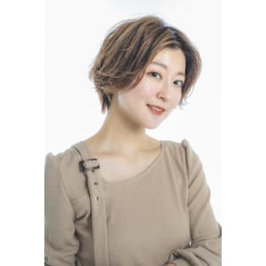 センターパートボブ - etre by comme Matisse恵比寿駅前店/髪質改善/縮毛矯正/トリートメント【エトル】【エトル バイ コムマティス エビスエキカミシツカイゼンシュウモウキョウセイカラートリートメント】掲載中