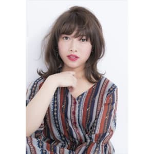 大人ミディの外ハネスタイル - etre by comme Matisse恵比寿駅前店/髪質改善/縮毛矯正/トリートメント【エトル】【エトル バイ コムマティス エビスエキカミシツカイゼンシュウモウキョウセイカラートリートメント】掲載中