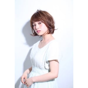 スウィングカール - etre by comme Matisse恵比寿駅前店/髪質改善/縮毛矯正/トリートメント【エトル】【エトル バイ コムマティス エビスエキカミシツカイゼンシュウモウキョウセイカラートリートメント】掲載中