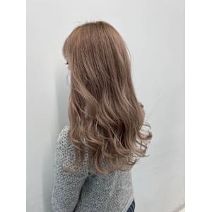 ライトバレイヤージュ - siesta by amble luxe 池袋【シエスタ バイ アンブルリュクス】【シエスタ バイ アンブルリュクス】掲載中