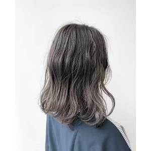 グレージュ - siesta by amble luxe 池袋【シエスタ バイ アンブルリュクス】【シエスタ バイ アンブルリュクス】掲載中