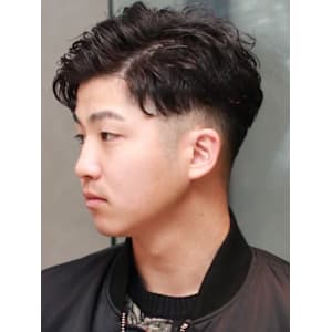 ツーブロック 刈り上げ サイドパート フェードカット 30代 - Men's Salon bloc【メンズサロンブロック】掲載中