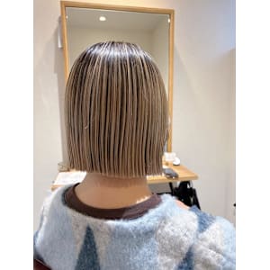 デザインカラー - 半個室型美容室 Sourire 春日千歳町店【ハンコシツガタビヨウシツ スーリール カスガチトセマチテン】掲載中