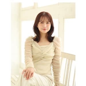 大人可愛い＊シースルーバング×艶感ミディアム/外ハネアレンジ