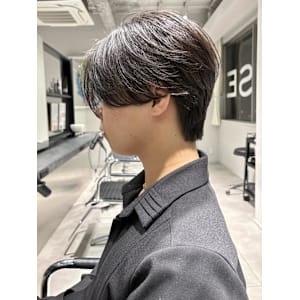 ナチュラルフェザーショート/センターパート/メンズカット - NOBLESSE-NOIR-(ノブレス ノアール）【ノブレスノアール】掲載中