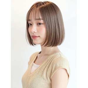 ツヤ髪パールベージュ小顔切りっぱなしボブp1ウォームブラウン - COVER HAIR bliss 【カバー ヘア ブリス】川口/ららテラス川口東口駅前店【カバー ヘア ブリス カワグチララテラスカワグチヒガシグチエキマエテン】掲載中