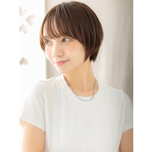 ウォームブラウン似合わせカット小顔丸みショート20代30代 - COVER HAIR bliss【カバーヘア ブリス】北浦和/北浦和西口店【カバー ヘア ブリス キタウラワ キタウラワニシグチテン】掲載中
