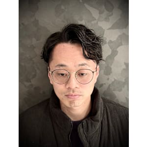 フェザーパーマ - ヒロ銀座バーバーショップ大阪本店【ヒロギンザ バーバーショップオオサカホンテン】掲載中