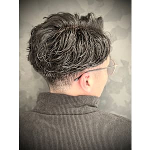 フェザーパーマ - ヒロ銀座バーバーショップ大阪本店【ヒロギンザ バーバーショップオオサカホンテン】掲載中