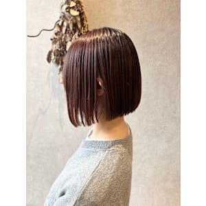 切りっぱなしボブ