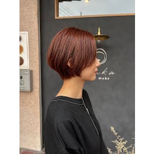 ピンクショートボブ