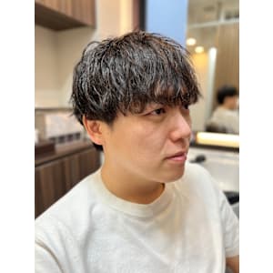 緩めツイストスパイラルパーマ - K-STYLE HAIR STUDIO麻布十番店【ケースタイルヘアスタジオアザブジュウバンテン】掲載中