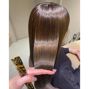 髪質改善トリートメント×オリーブベージュ - annee【アネ】掲載中