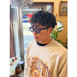 プードルツイストスパイラルパーマ - ブルーモスクTOKYO【ブルーモスクトウキョウ】掲載中