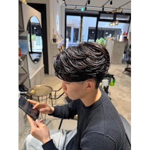 センターパート/ニュアンスパーマ/フェザーパーマ/パーマ - grace by neo live 大倉山店【グラス バイ ネオリーブ オオクラヤマテン】掲載中