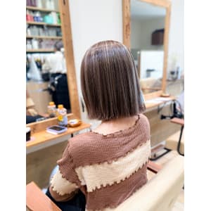 白髪ぼかし細めハイライト30代40代50代【藤沢　藤沢駅】 - STELLA by KENJE【ステラバイケンジ】掲載中