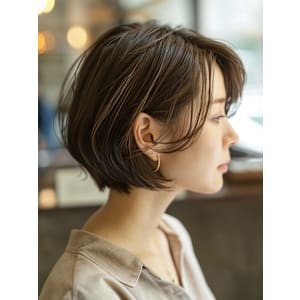 大人ショート/ショートボブ/白髪ぼかし/白髪染め/艶カラー - tricca 代官山本店 【トリッカ ダイカンヤマ】【トリッカ ダイカンヤマホンテン】掲載中