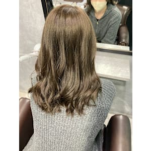 グレージュブラウン - GLADGE池袋/ダブルカラー/ブリーチ【グラッジイケブクロダブルカラーブリーチ】掲載中