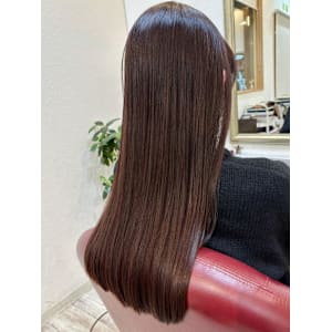 イルミナカラー/うる艶/ストレート - latte atelier【ラテ アトリエ】掲載中