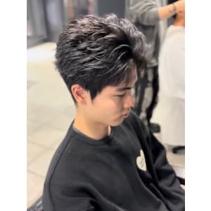 センターパート×ニュアンスパーマ×フェザーパーマ×men's - men's salon owl心斎橋【メンズパーマ特化メンズsalon】【アウル シンサイバシ】掲載中