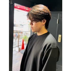 センターパート×ニュアンスパーマ×フェザーパーマ×men's - owl 心斎橋【アウル シンサイバシ】掲載中