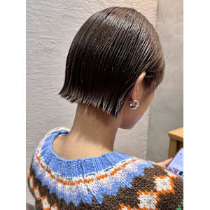 ぱつっとボブ/シルバーグレー - 半個室型美容室 Sourire 博多店【ハンコシツガタビヨウシツスーリールハカタテン】掲載中