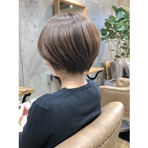 【 t o t . 】ストレートアイロンでショートボブ☆