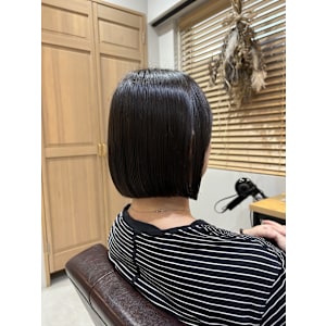 【t o t . f a m.】縮毛矯正×ミニボブ☆  - t o t . f a m .【トット ファム】掲載中