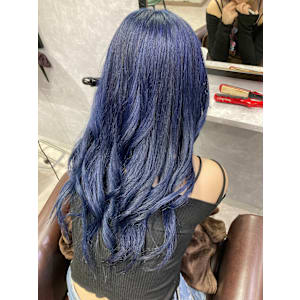 大人クールなネイビーブルー - GLADGE池袋/ダブルカラー/ブリーチ【グラッジイケブクロダブルカラーブリーチ】掲載中