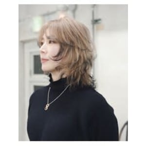 【MAAAAAC】ホワイトベージュレイヤー/デザインカラー/ - MAAAAAC【マーシー】掲載中