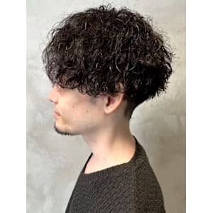 ツイスパ ハードパーマ ツーブロックマッシュ 黒髪 20代 - 完全個室 THIS IS BARBER 3rd【カンゼンコシツ ディスイズバーバーサード】掲載中